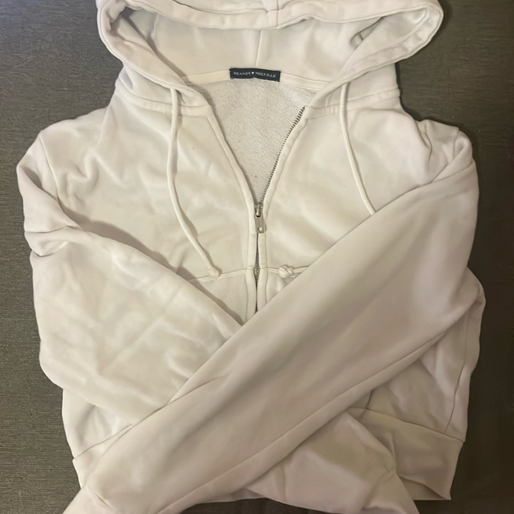 White Cropped Zip Up!